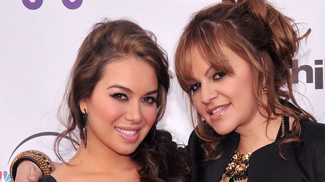 JENNI RIVERA AND DAUGHTER.jpg